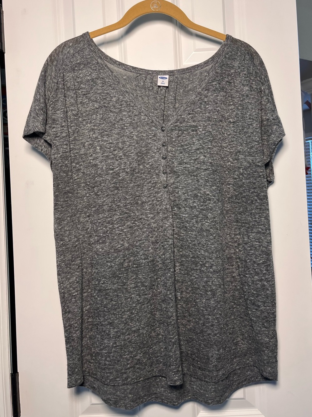 Old Navy Heather Gray Linen Blend Henley Top Medium M Short Sleeve Lightweight